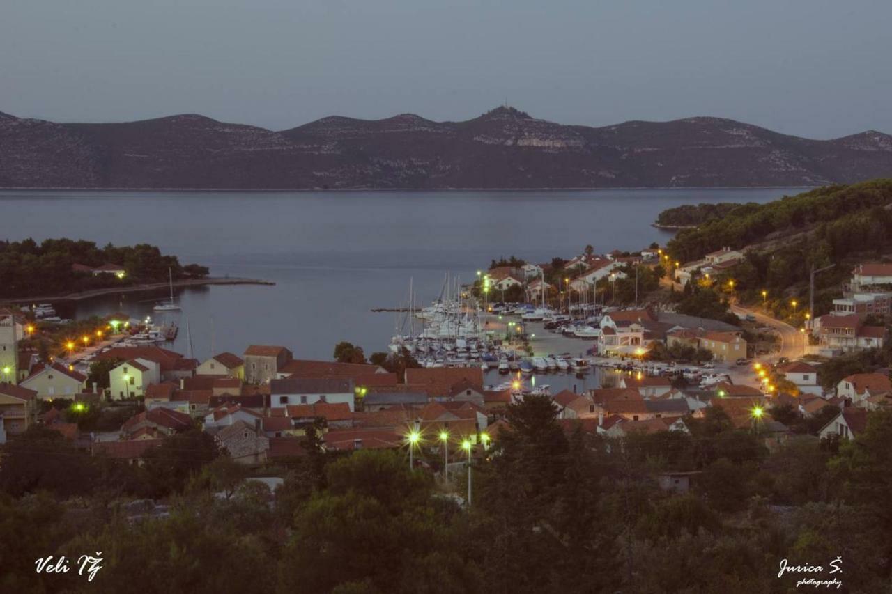 Apartment Marinsko Veli Iž Exteriér fotografie